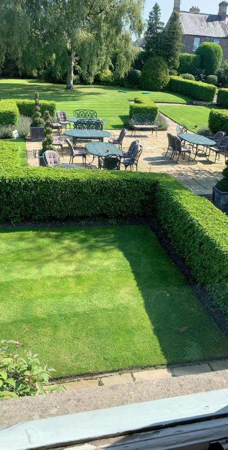 Collingwood Arms Hotel Cornhill on Tweed Екстер'єр фото