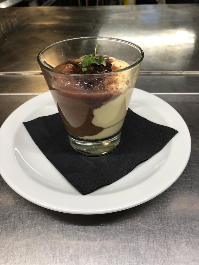 Collingwood Arms Hotel Cornhill on Tweed Екстер'єр фото